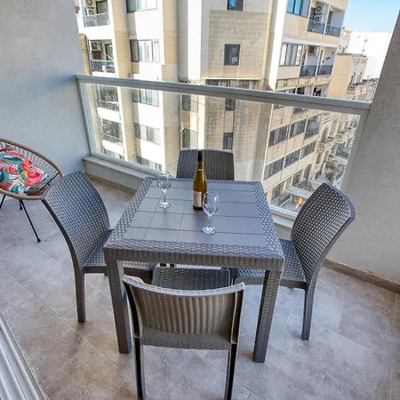 Large & Stylish With 2 Balconies Jvel1-2 아파트